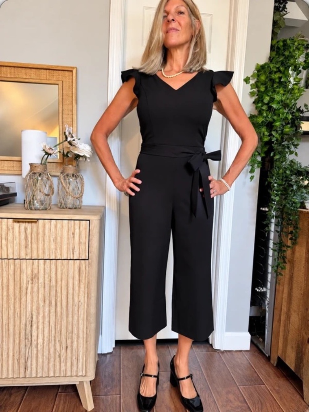 WHBM Black Flutter Sleeve Cropped Wide Leg Jumpsuit Size 4 NWT